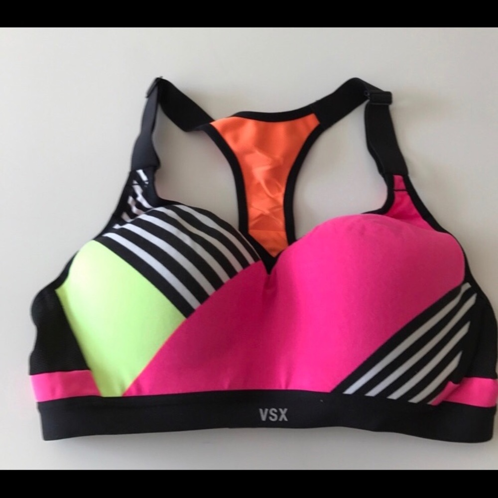 Women’s 32B Victoria Secret sports bra